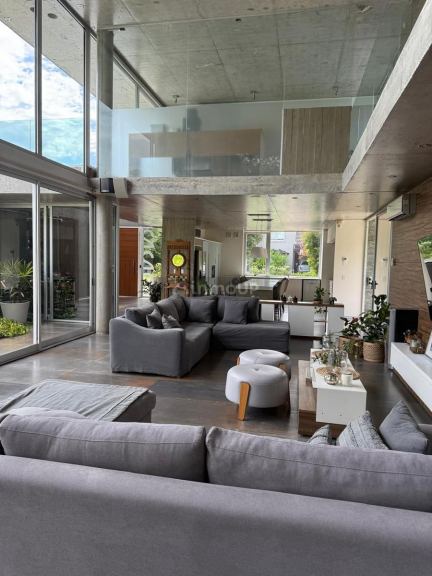 Casa en Venta en Funes, Santa Fe