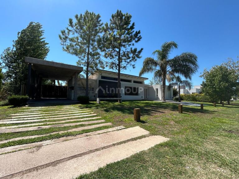 Casa en Venta en Rosario, Santa Fe