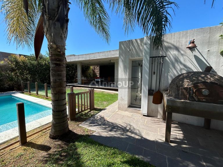 Casa en Venta en Rosario, Santa Fe