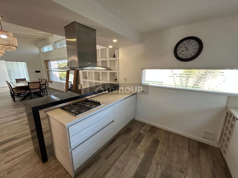 Casa en Venta en Rosario, Santa Fe