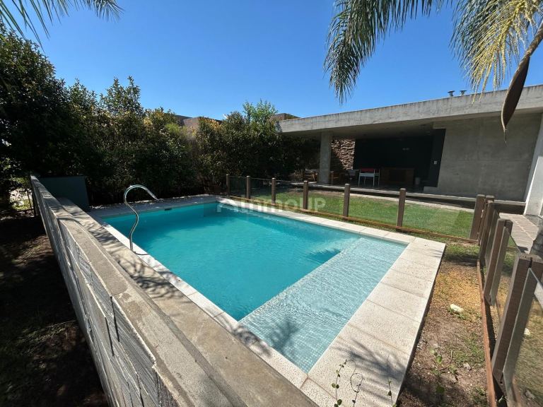 Casa en Venta en Rosario, Santa Fe