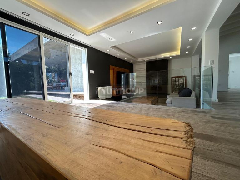 Casa en Venta en Rosario, Santa Fe
