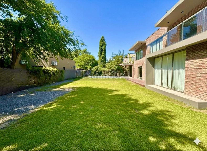 Casa en Venta en Funes, Santa Fe