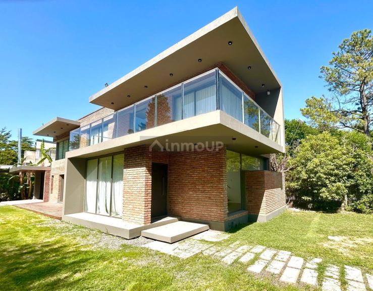 Casa en Venta en Funes, Santa Fe