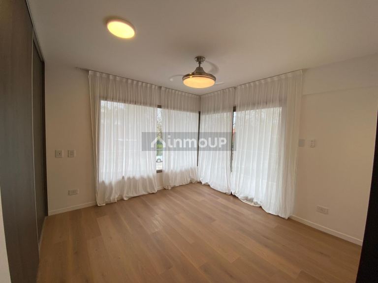 Casa en Venta en Funes, Santa Fe