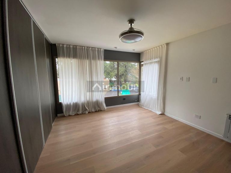 Casa en Venta en Funes, Santa Fe