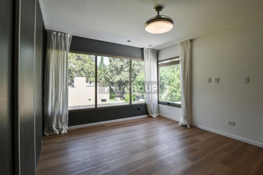 Casa en Venta en Funes, Santa Fe
