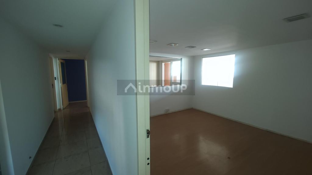 Oficina en Venta en Rosario, Santa Fe