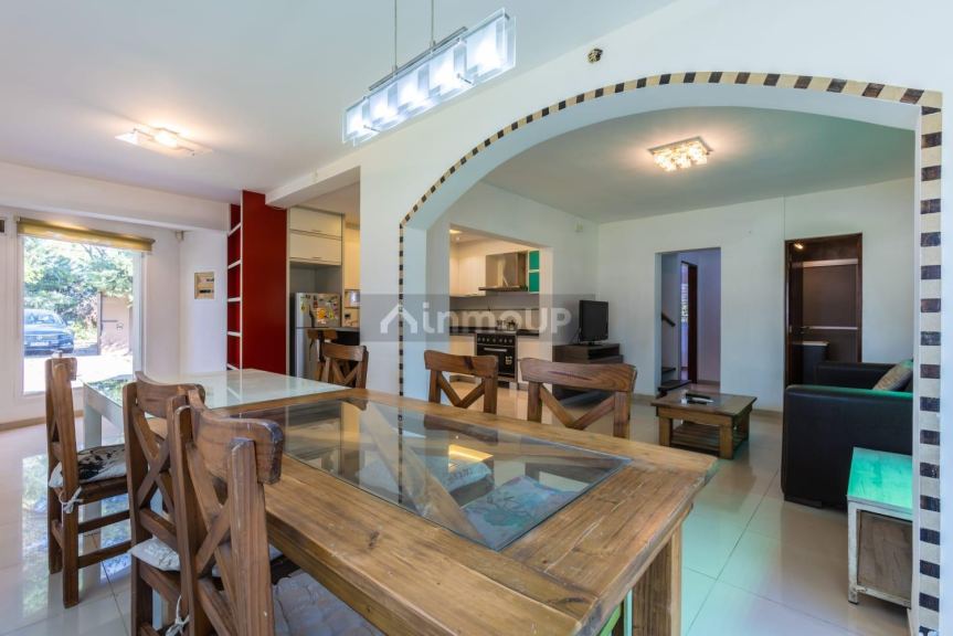 Casa en Venta en Funes, Santa Fe