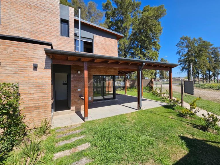 Casa en Venta en Rosario, Santa Fe