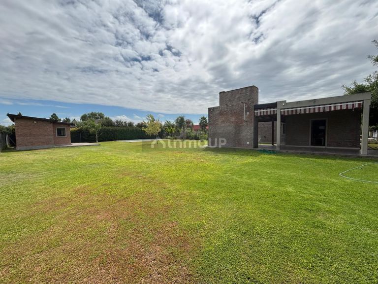 Casa en Venta en Roldán, Santa Fe