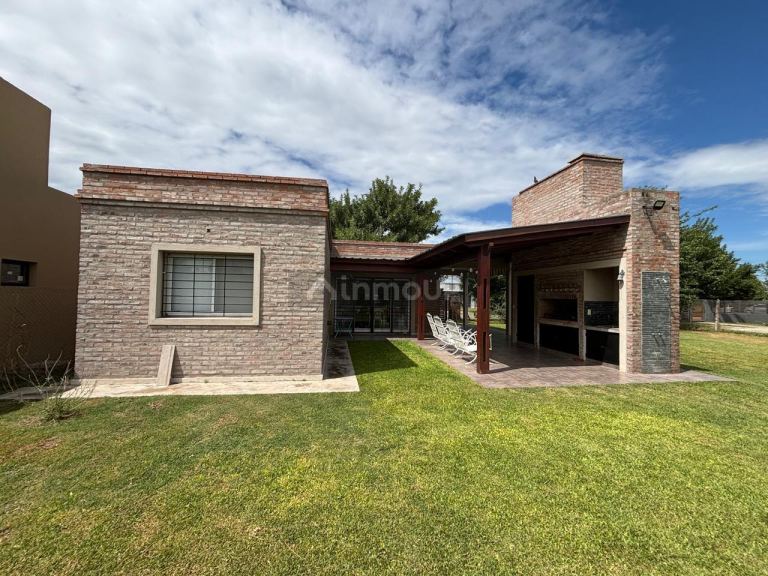 Casa en Venta en Roldán, Santa Fe