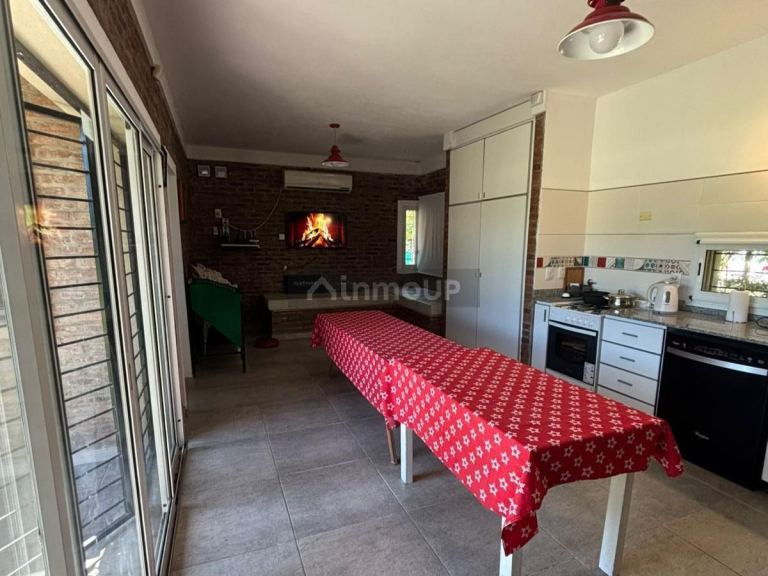 Casa en Venta en Roldán, Santa Fe