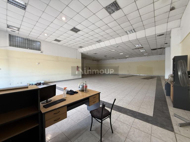 Local Comercial en Alquiler en Rosario, Santa Fe