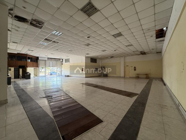 Local Comercial en Alquiler en Rosario, Santa Fe