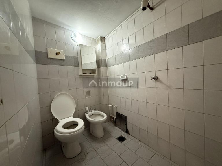 Local Comercial en Alquiler en Rosario, Santa Fe