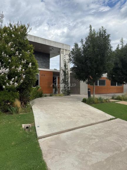 Casa en Venta en Funes, Santa Fe