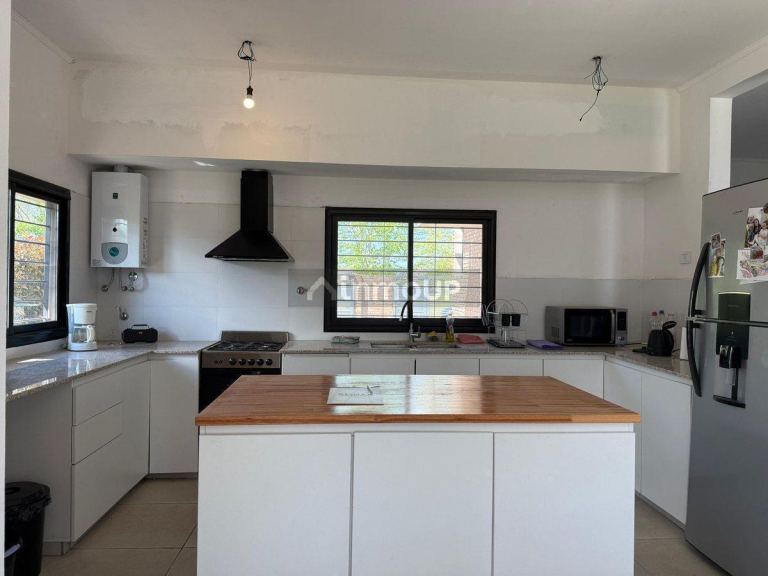 Casa en Venta en Roldán, Santa Fe