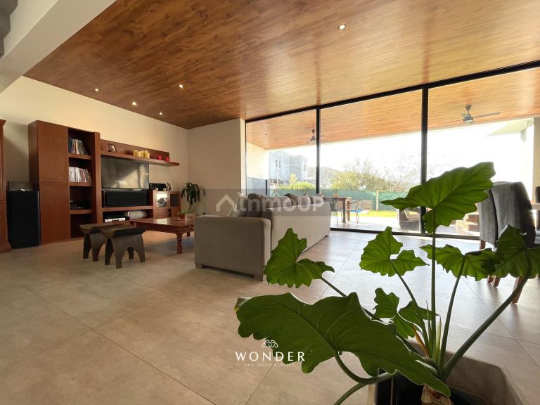 Casa en Alquiler en Capital, Mendoza