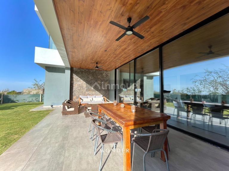 Casa en Alquiler en Capital, Mendoza