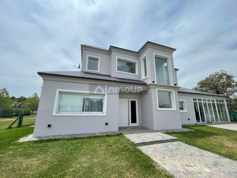 Casa en Venta en Esteban Echeverria, G.B.A. Zona Sur