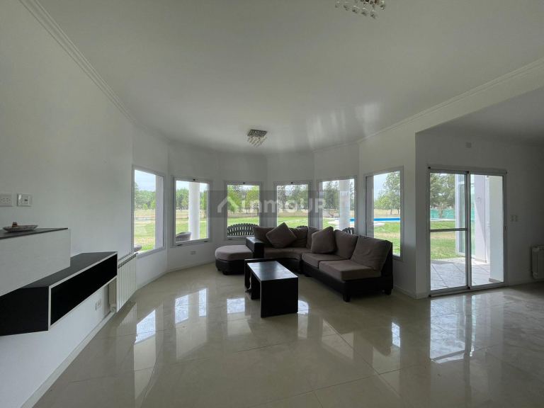 Casa en Venta en Esteban Echeverria, G.B.A. Zona Sur