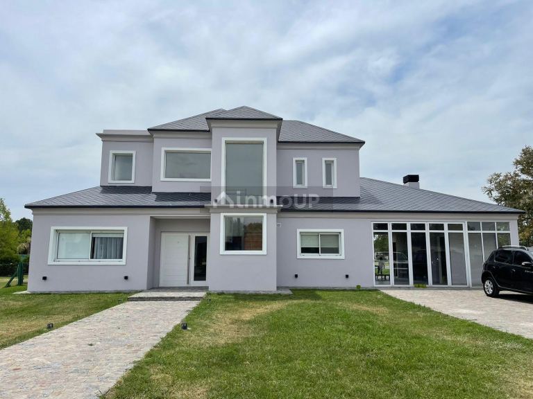 Casa en Venta en Esteban Echeverria, G.B.A. Zona Sur