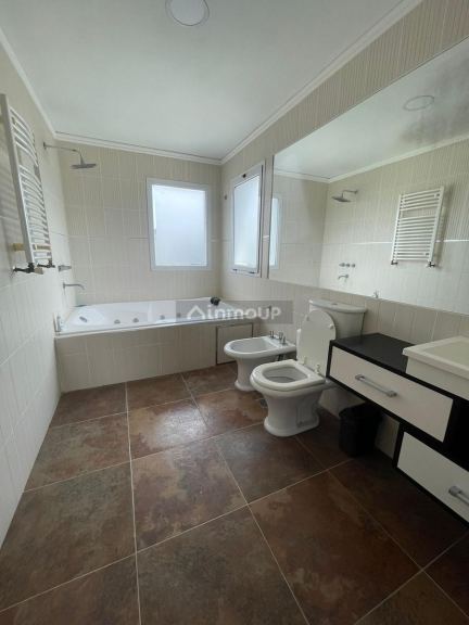 Casa en Venta en Esteban Echeverria, G.B.A. Zona Sur