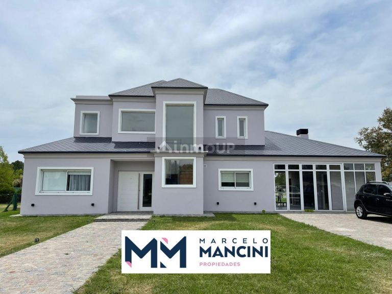 Casa en Venta en Esteban Echeverria, G.B.A. Zona Sur