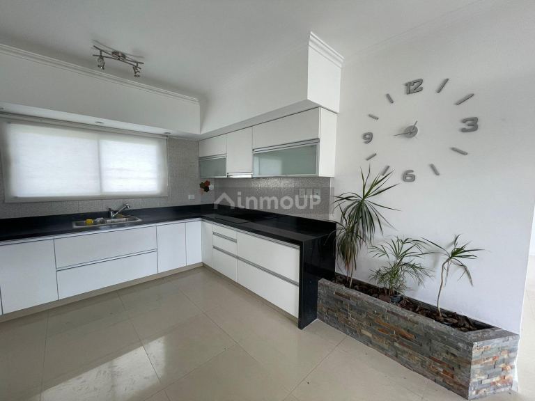 Casa en Venta en Esteban Echeverria, G.B.A. Zona Sur