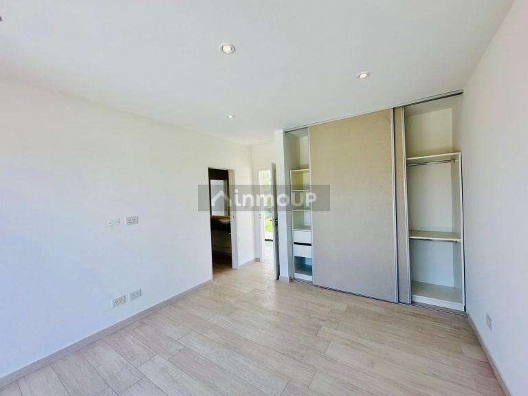 Casa en Venta en San Vicente, G.B.A. Zona Sur