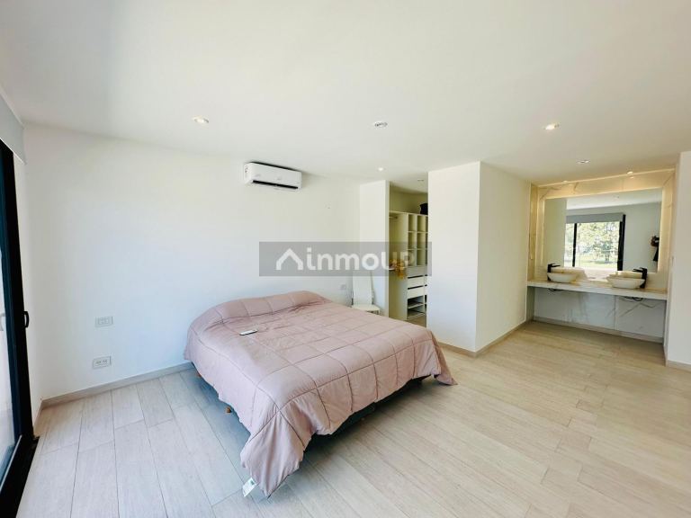 Casa en Venta en San Vicente, G.B.A. Zona Sur