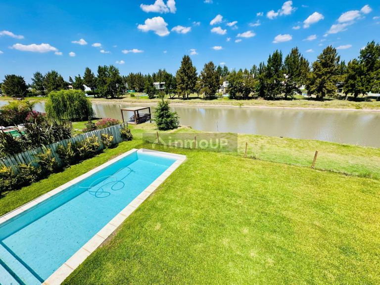 Casa en Venta en San Vicente, G.B.A. Zona Sur
