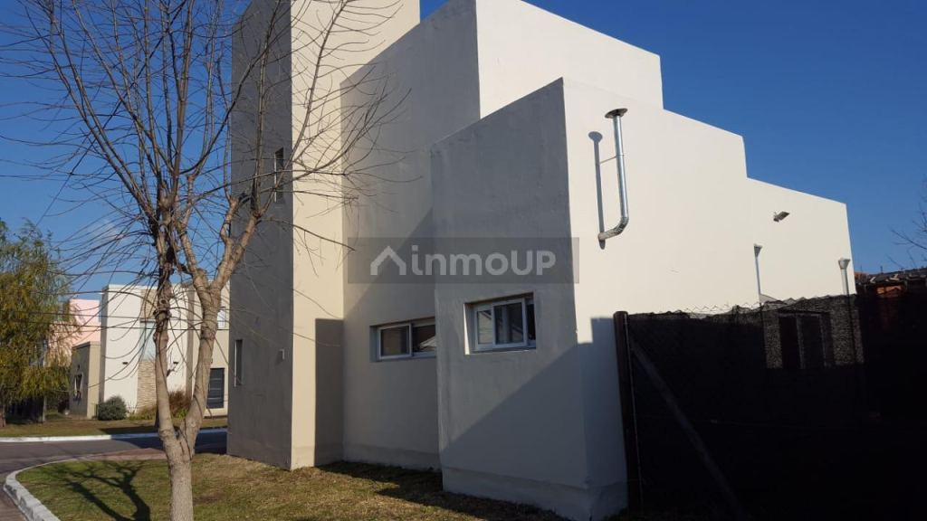 Casa en Venta en Esteban Echeverria, G.B.A. Zona Sur