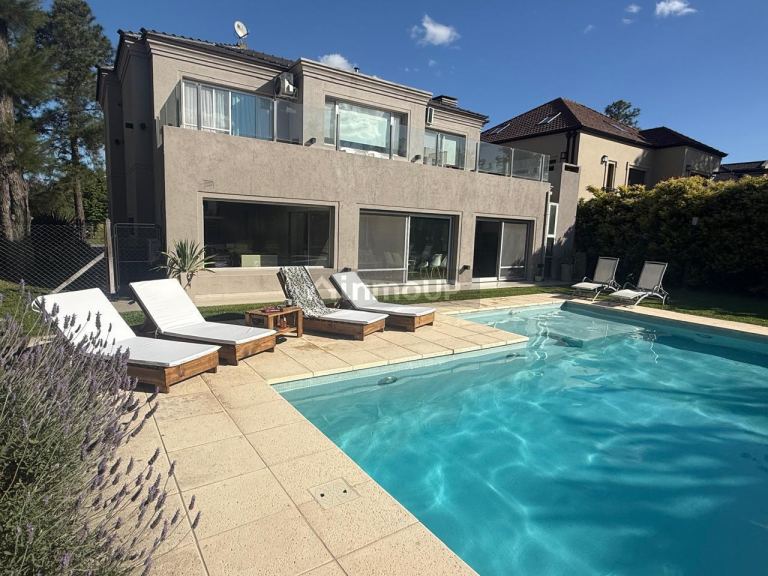 Casa en Venta en Esteban Echeverria, G.B.A. Zona Sur