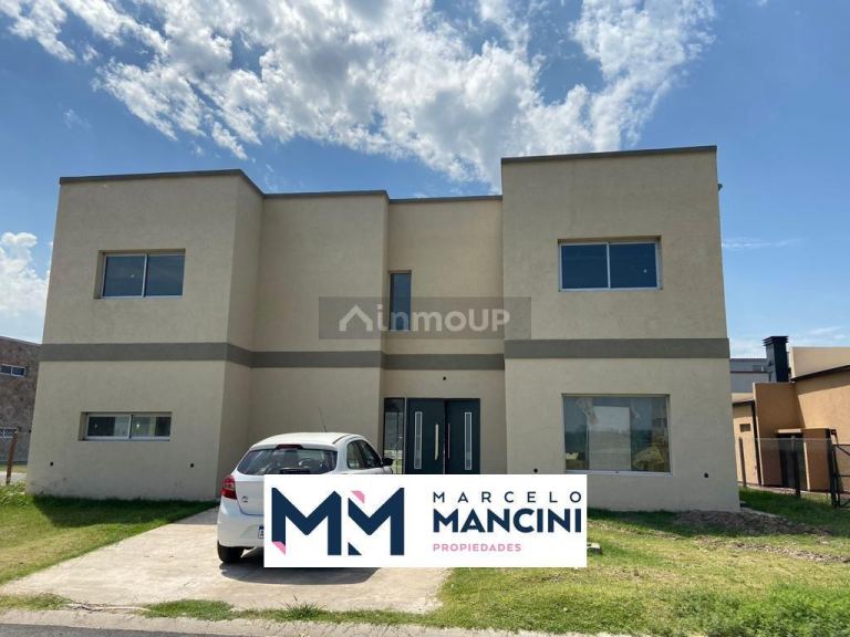 Casa en Venta en Esteban Echeverria, G.B.A. Zona Sur
