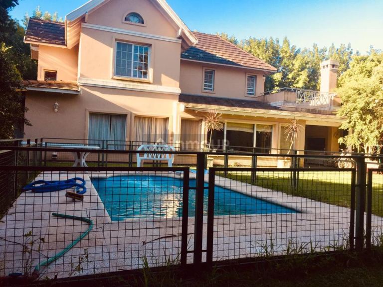Casa en Venta en Ezeiza, G.B.A. Zona Sur
