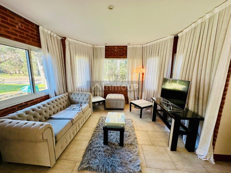 Casa en Venta en Ezeiza, G.B.A. Zona Sur