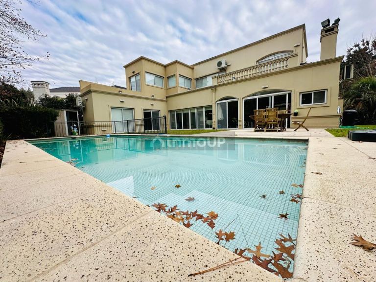 Casa en Venta en Ezeiza, G.B.A. Zona Sur