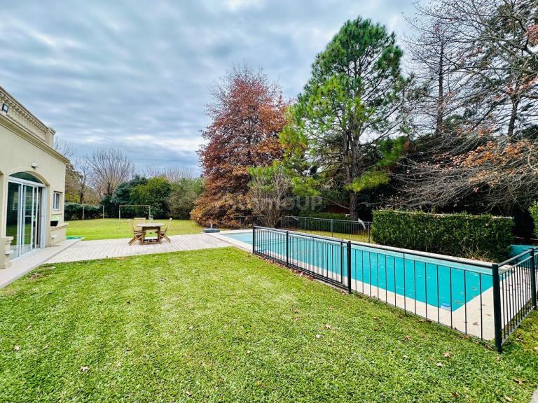 Casa en Venta en Ezeiza, G.B.A. Zona Sur