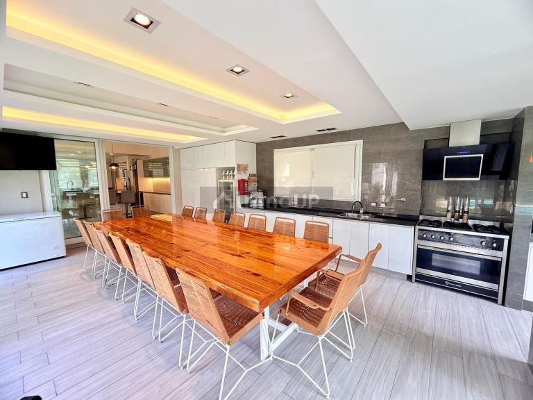 Casa en Venta en Esteban Echeverria, G.B.A. Zona Sur