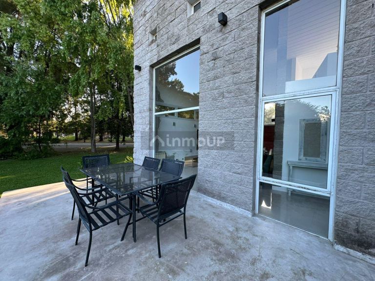 Casa en Venta en San Vicente, G.B.A. Zona Sur
