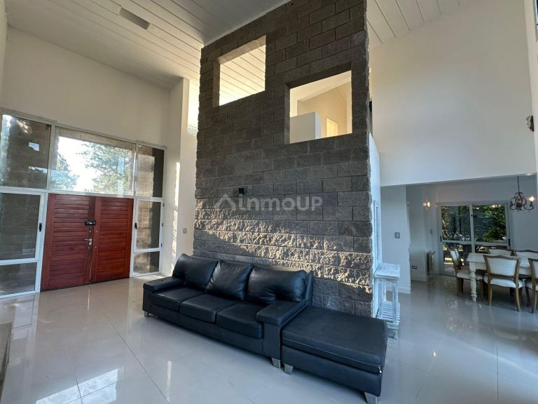 Casa en Venta en San Vicente, G.B.A. Zona Sur