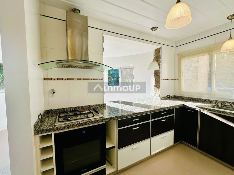 Casa en Venta en San Vicente, G.B.A. Zona Sur