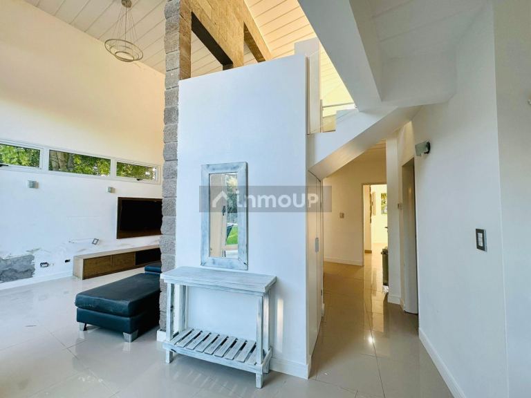 Casa en Venta en San Vicente, G.B.A. Zona Sur