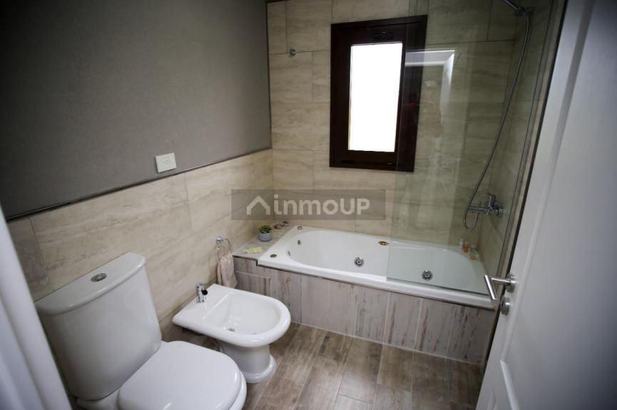 Casa en Venta en Ezeiza, G.B.A. Zona Sur