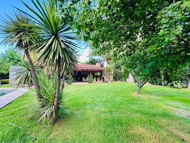 Casa Quinta en Venta en Esteban Echeverria, G.B.A. Zona Sur
