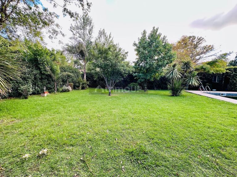 Casa Quinta en Venta en Esteban Echeverria, G.B.A. Zona Sur