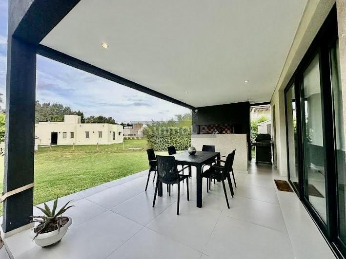 Casa en Venta en Ezeiza, G.B.A. Zona Sur