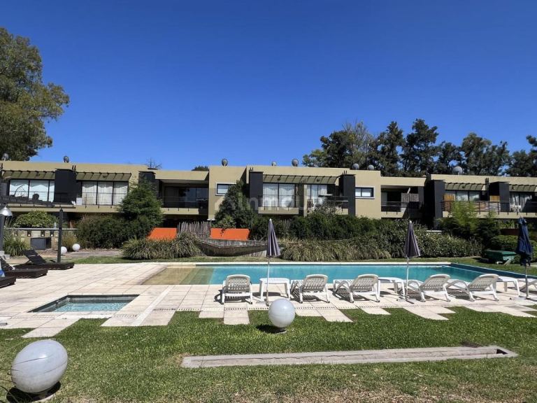 Departamento en Venta en Esteban Echeverria, G.B.A. Zona Sur
